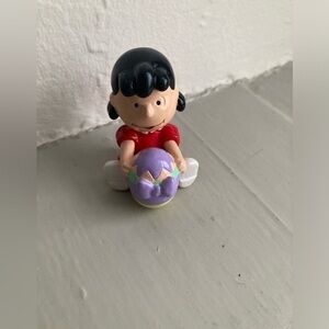 Peanuts Lucy Holding an Easter Egg PVC Applause 1952-1956 VTG
